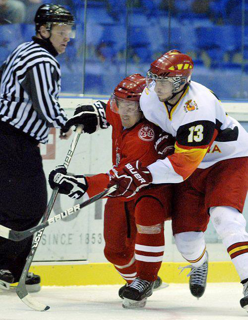 Pol GonzAlez HOCKEY HIELO | FEDH | Federación Española de Deportes de Hielo