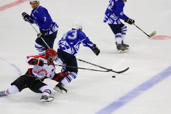 FEDHIELO. Real Federación Española Deportes de Hielo | HOCKEY HIELO CH JACA TXURI URDIN