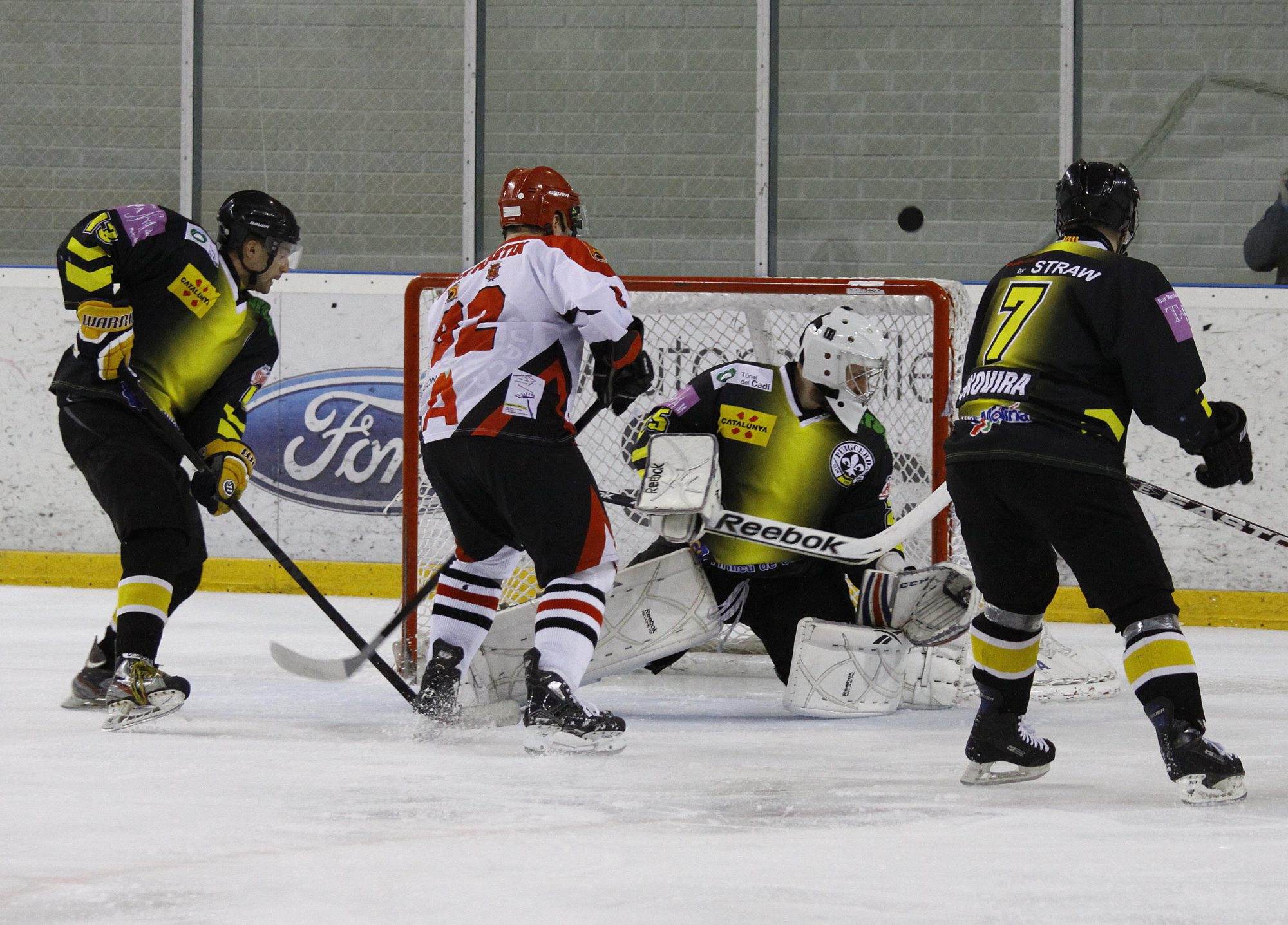 , Intensa jornada en la Ligas Nacionales de Hockey Hielo, Real Federación Española Deportes de Hielo