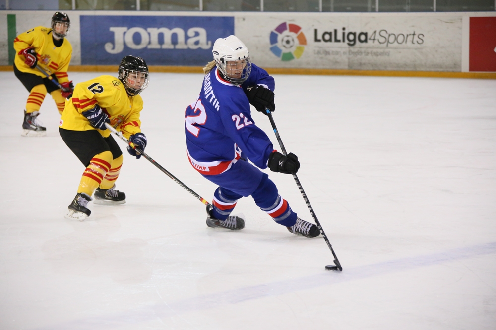 , España asegura medalla en el Mundial de hockey hielo de Jaca tras ganar a Islandia, Real Federación Española Deportes de Hielo