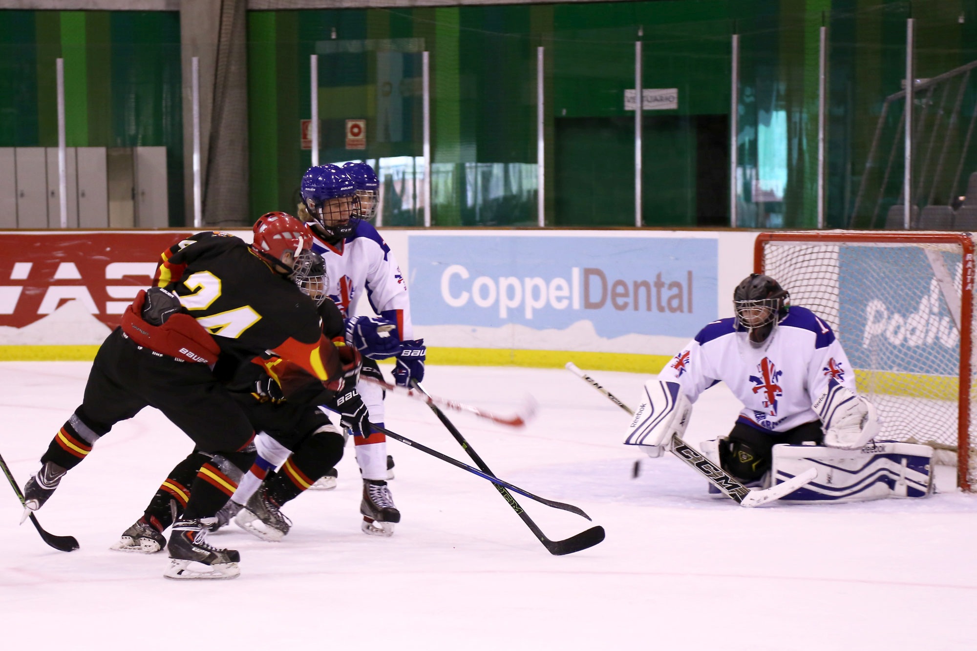 , España vence en el torneo Internacional U16 de Valdemoro, Real Federación Española Deportes de Hielo