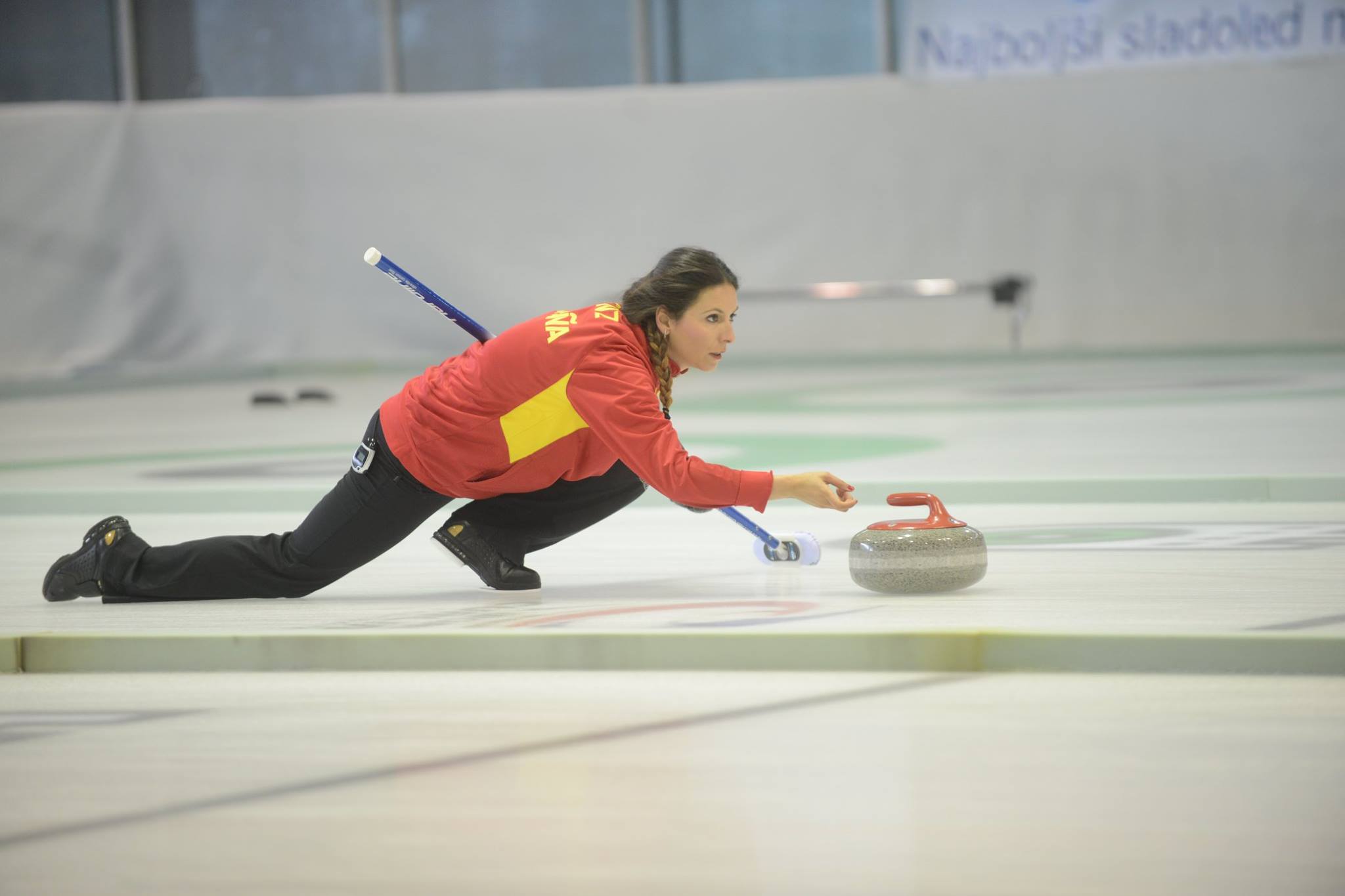 , Nueva victoria de España ante Rumania en el Europeo C de Curling Femenino, Real Federación Española Deportes de Hielo