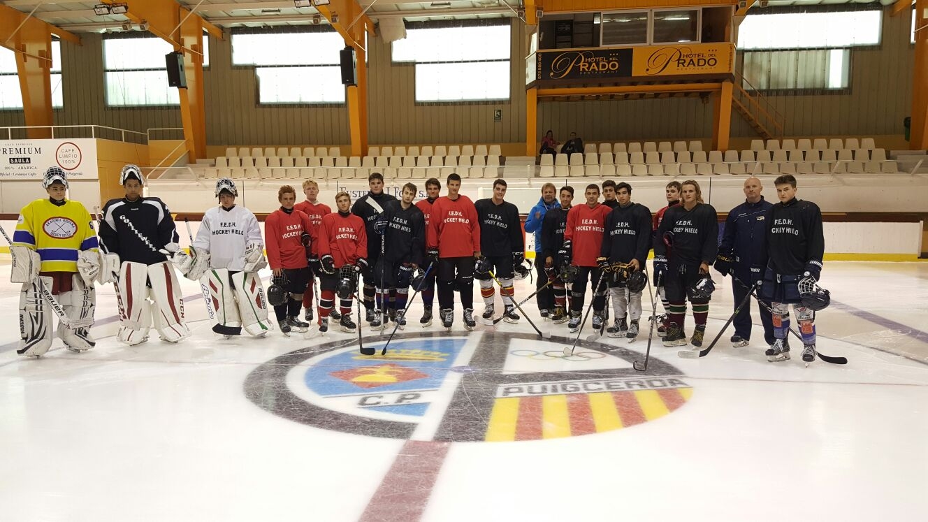 , Comienza en Puigcerdá la Tecnificación y Campamento U18 y U20 de Hockey Hielo, Real Federación Española Deportes de Hielo