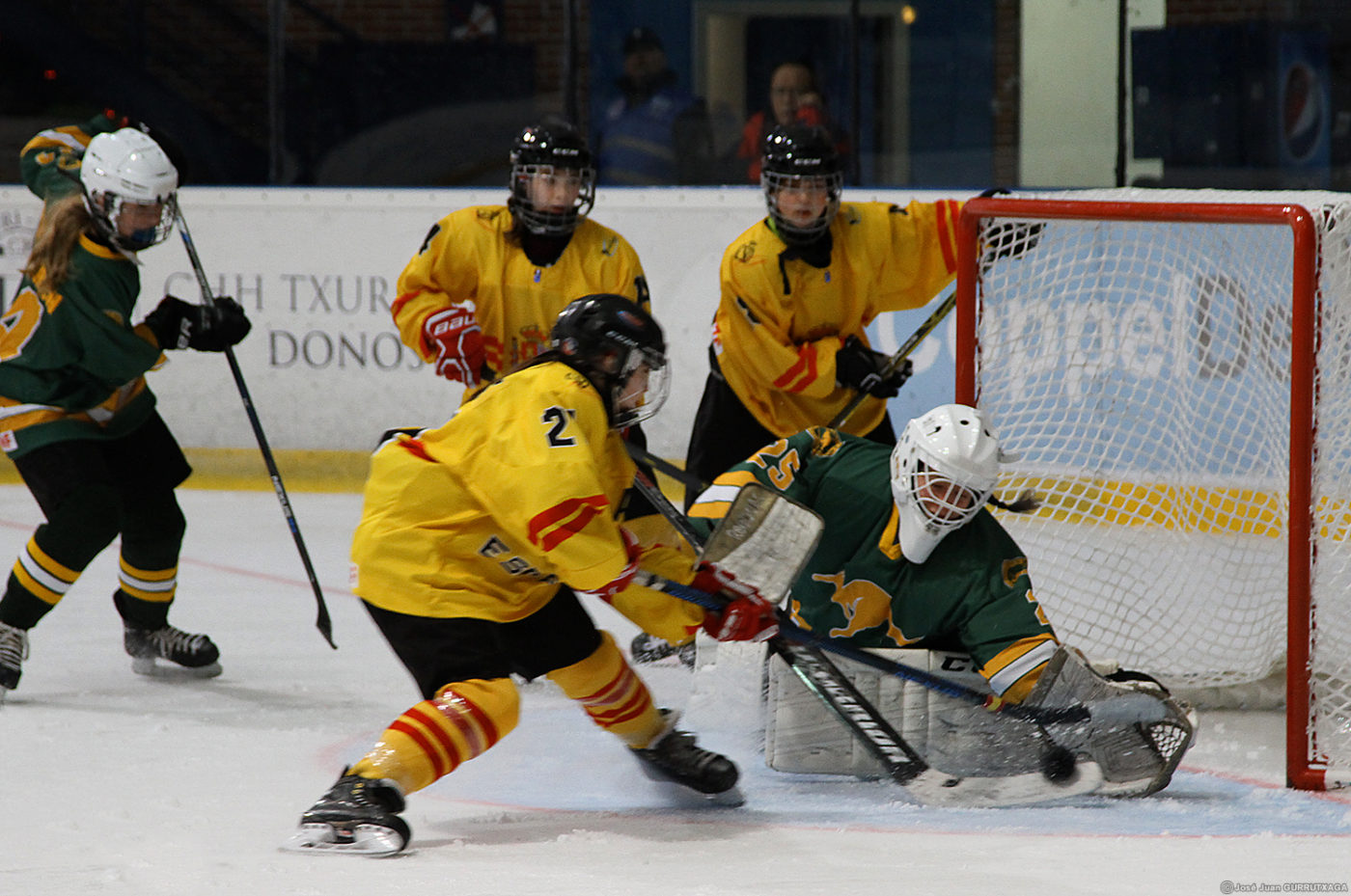 , España se complica el Mundial U18 de Hockey Hielo femenino, Real Federación Española Deportes de Hielo