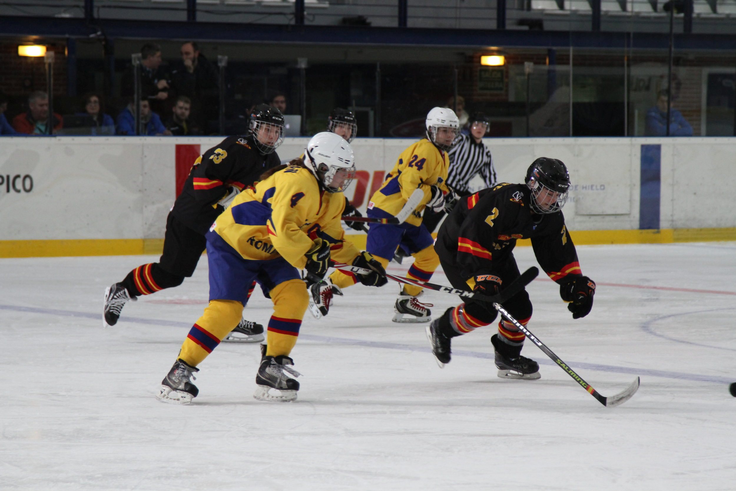 , España vence a Rumania en el Mundial U18 de Hockey Hielo femenino, Real Federación Española Deportes de Hielo