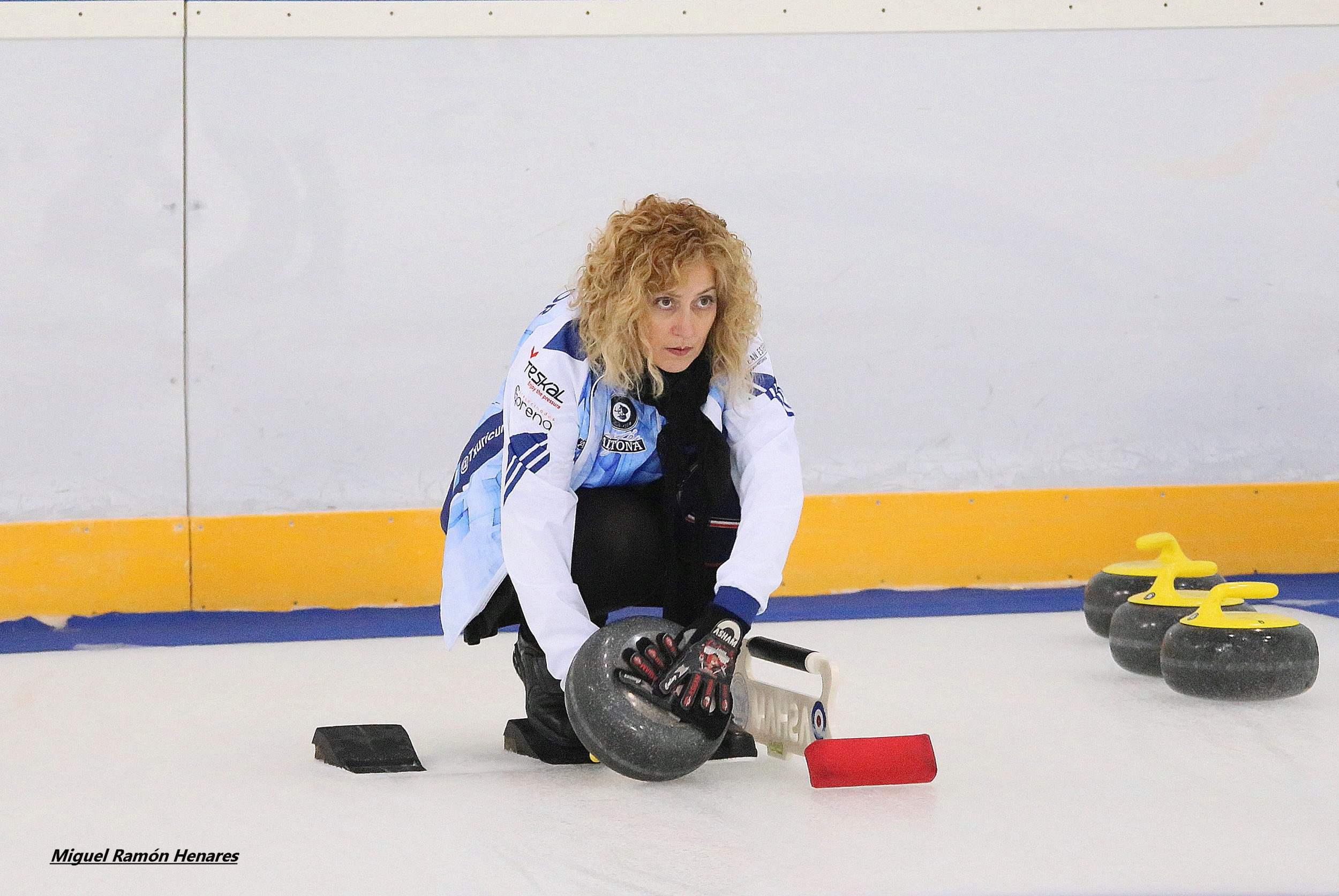 , Definidos los semifinalistas en el Campeonato de España femenino de curling, Real Federación Española Deportes de Hielo