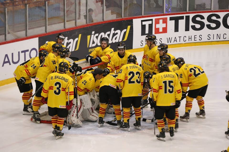 , España cae ante Rumania y desciende de división en el Mundial de Hockey Hielo absoluto masculino, Real Federación Española Deportes de Hielo