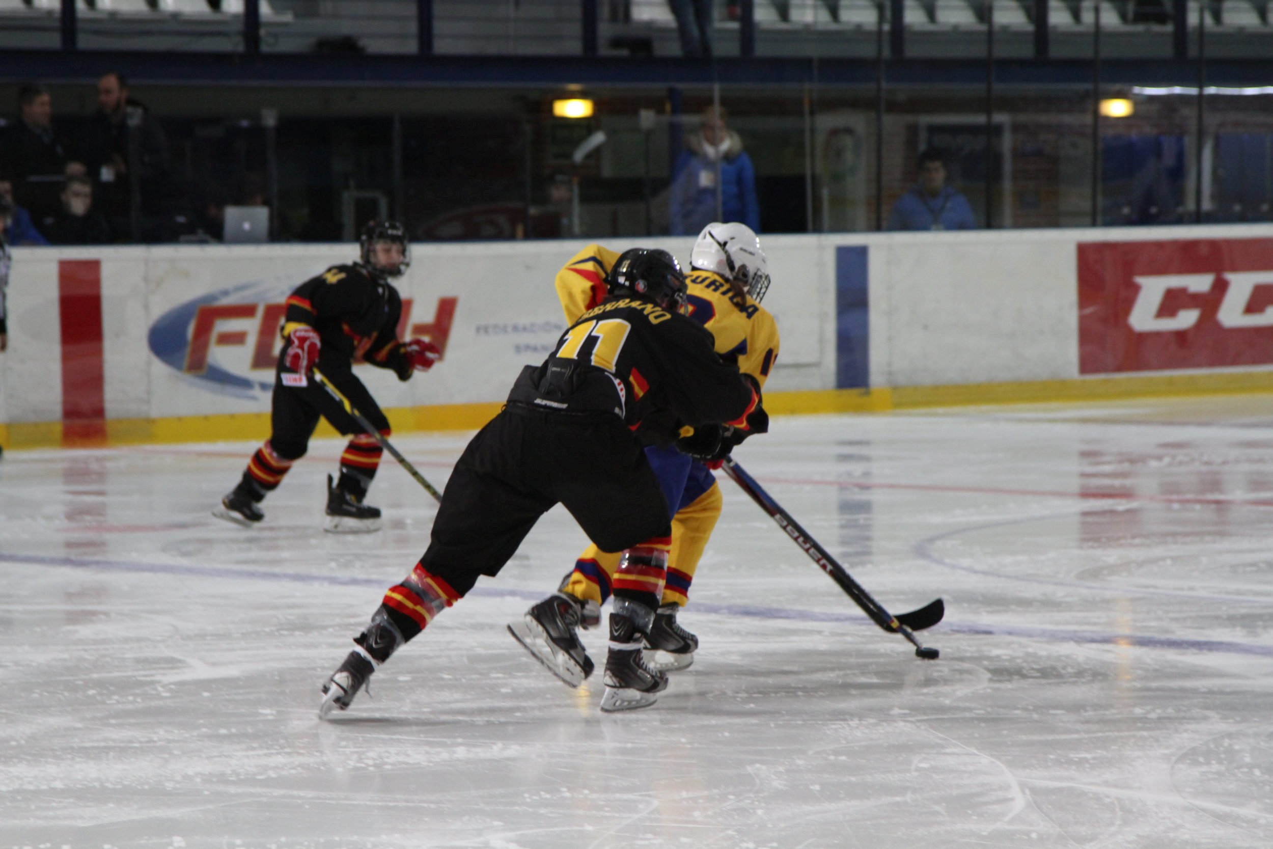 , 23 jugadoras representarán a España en el 4 Nations U18 de Granada, Real Federación Española Deportes de Hielo