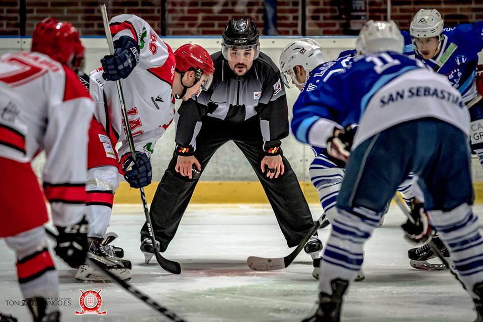 , El Txuri se asegura la 1ª plaza de la LNHH, Real Federación Española Deportes de Hielo