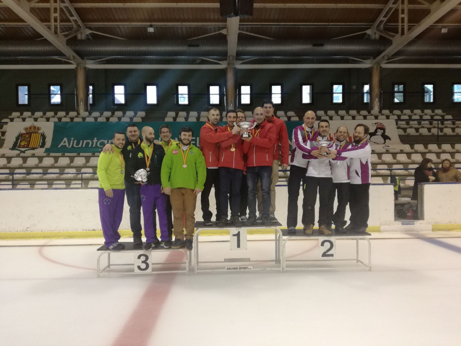 , Barcelona y Hielo Pisuerga Reserva ascienden a la 1ª División del Curling español, Real Federación Española Deportes de Hielo