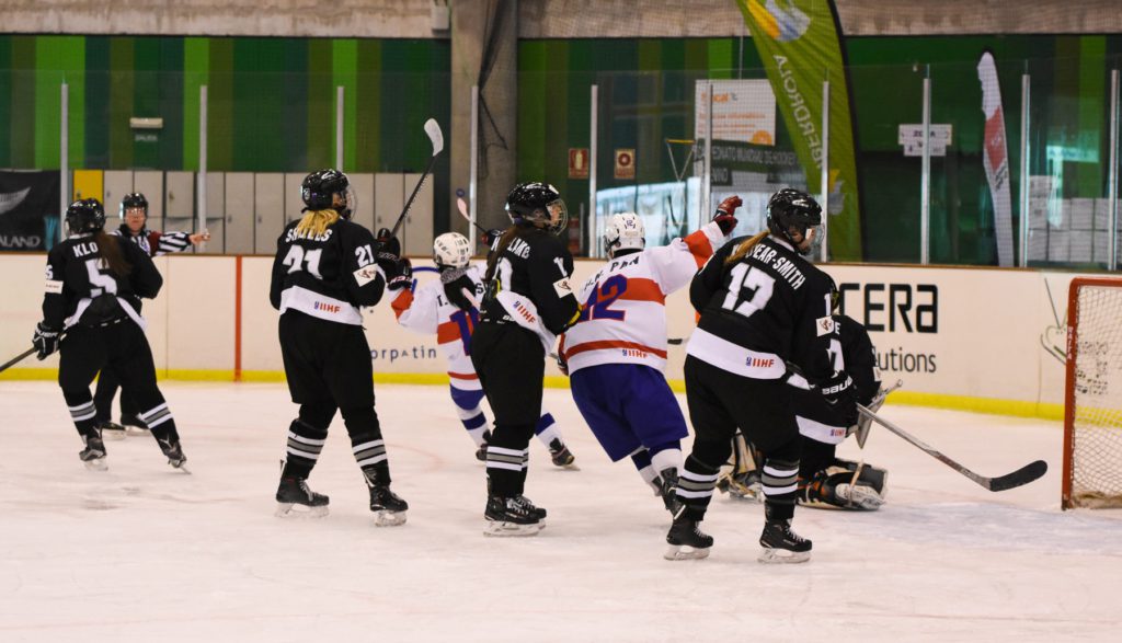 , España vence a Rumanía y se jugará el Mundial ante Chinese Taipei, Real Federación Española Deportes de Hielo