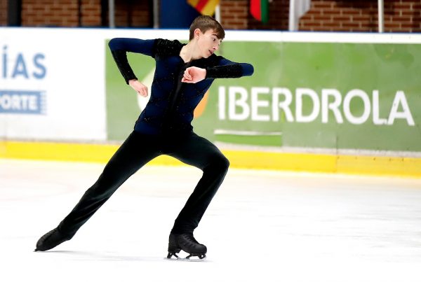 FEDHIELO. Real Federación Española Deportes de Hielo | Pablo García patinaje artístico sobre hielo