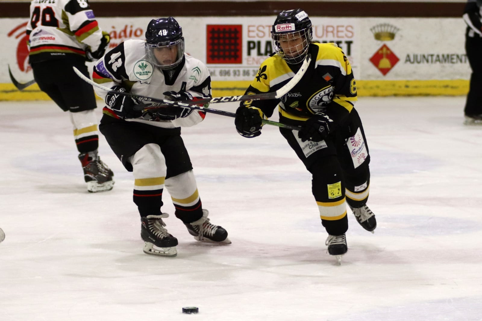 , El CG Puigcerdà supera al Granada Grizzlies en el estreno de la Liga Iberdrola, Real Federación Española Deportes de Hielo