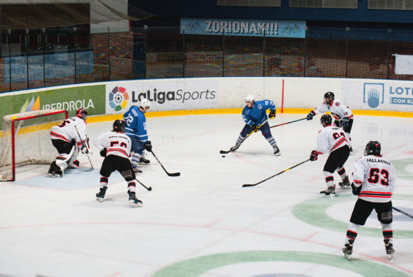 LNHH, La LNHH Loterías entra en su fase más decisiva, Real Federación Española Deportes de Hielo