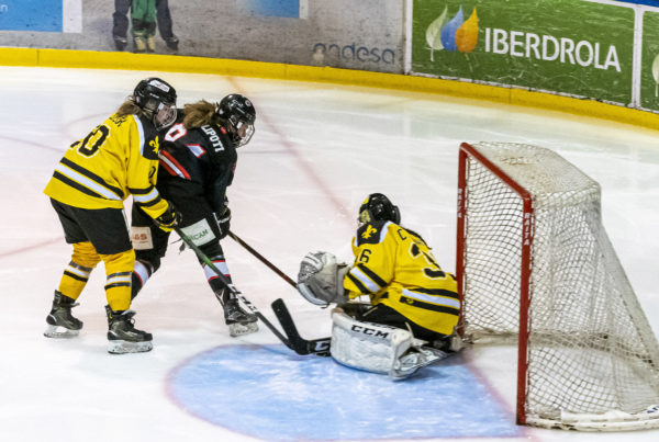 , El CG Puigcerdà pone fin a cinco años de imbatibilidad del SAD Majadahonda, Real Federación Española Deportes de Hielo