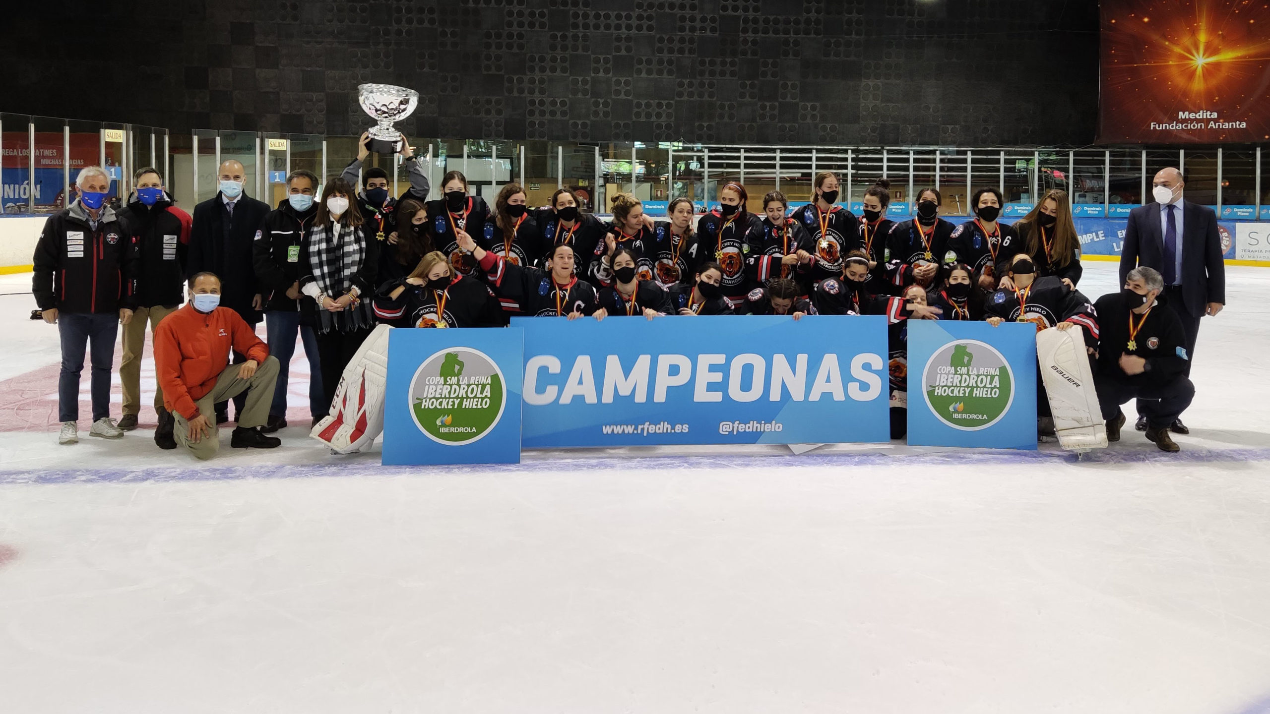 , Décimo título de Copa de SM la Reina para el SAD Majadahonda, Real Federación Española Deportes de Hielo