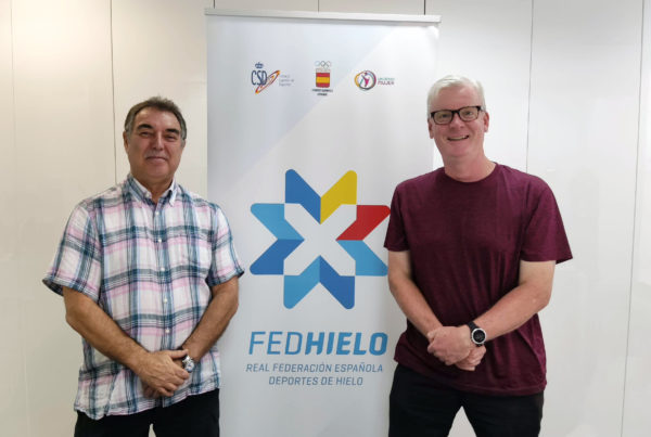 David Wills, David Wills, nuevo entrenador del equipo nacional de Dobles Mixtos, Real Federación Española Deportes de Hielo
