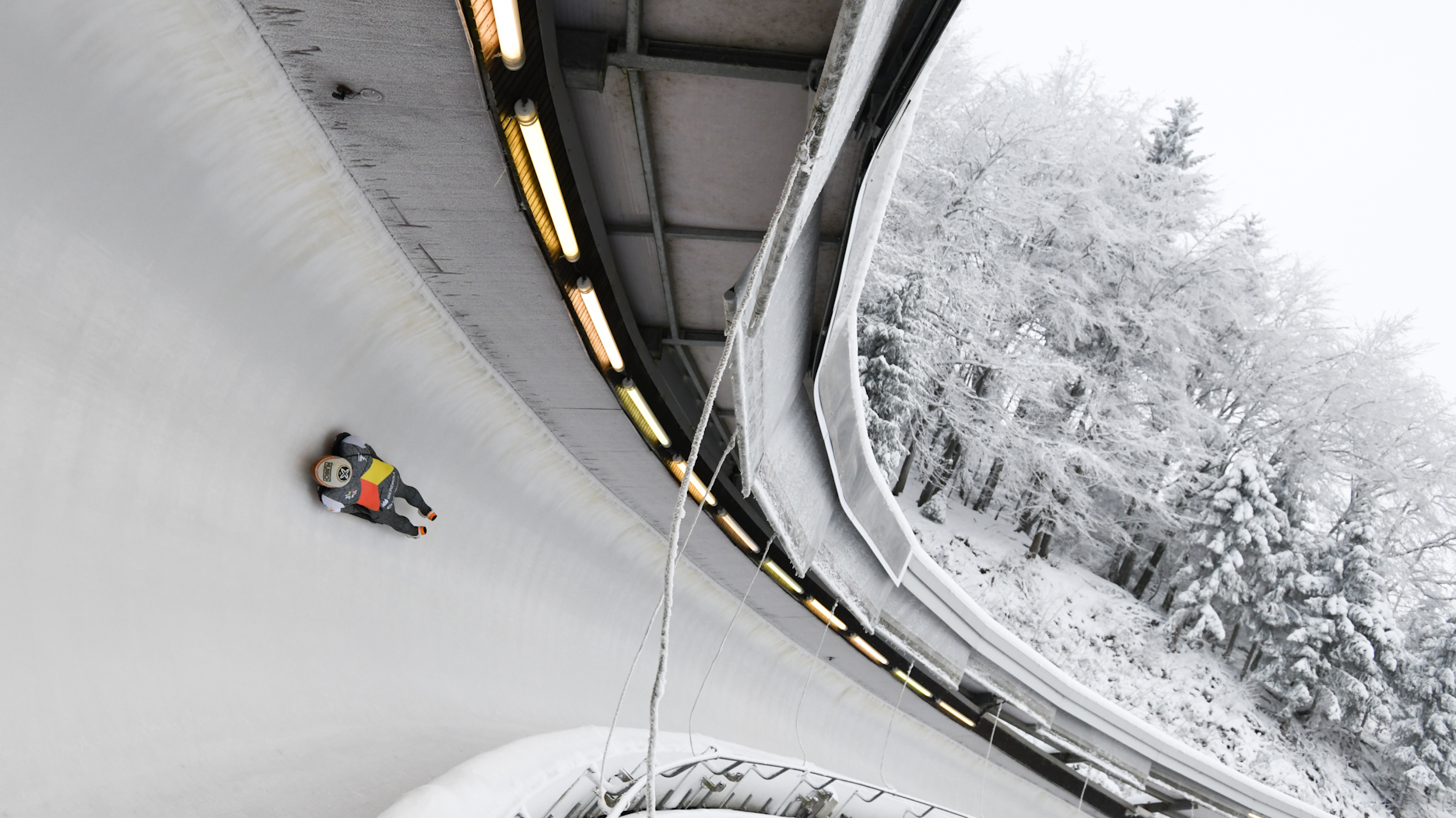 , El camino a Pekín 2022 de Ander Mirambell empieza en Whistler, Real Federación Española Deportes de Hielo