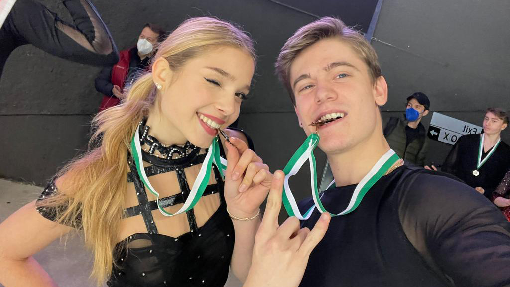 Sofía Val, Sofía Val &#038; Nikita Vitryanyuk logran su primera medalla en Austria, Real Federación Española Deportes de Hielo