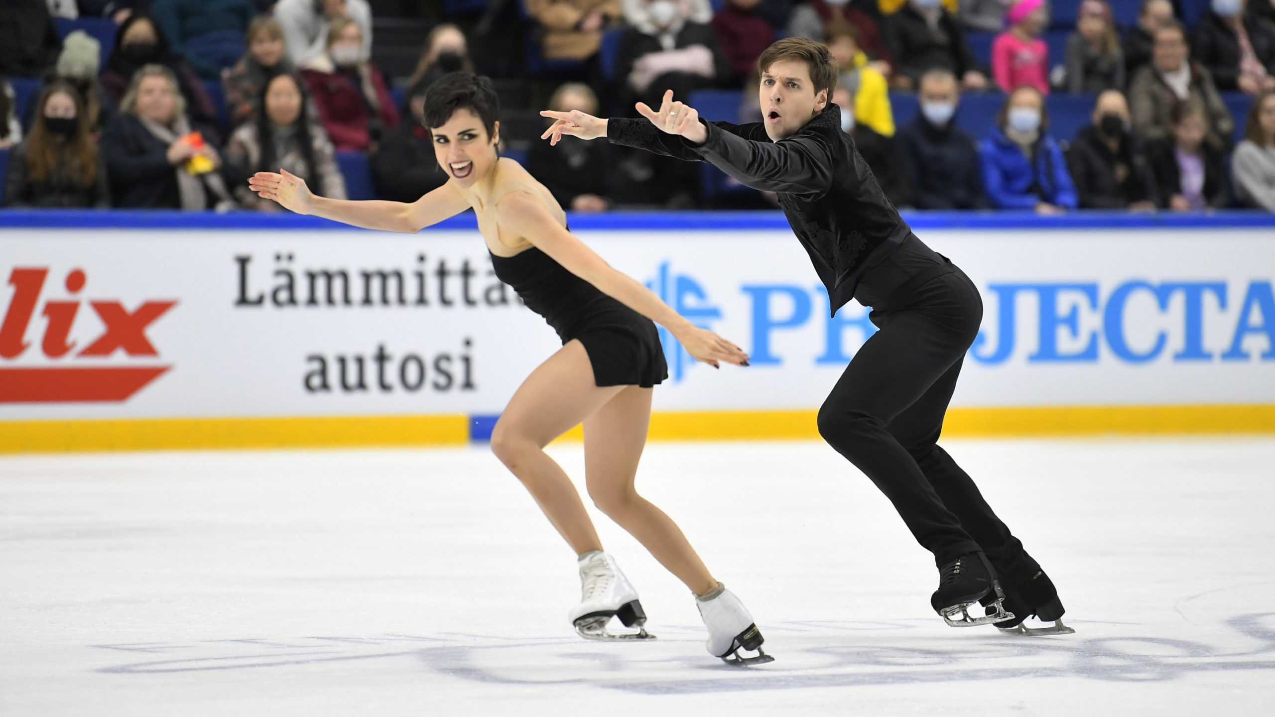 , Sara Hurtado & Kirill Jalyavin afrontan su primer NHK Trophy, Real Federación Española Deportes de Hielo