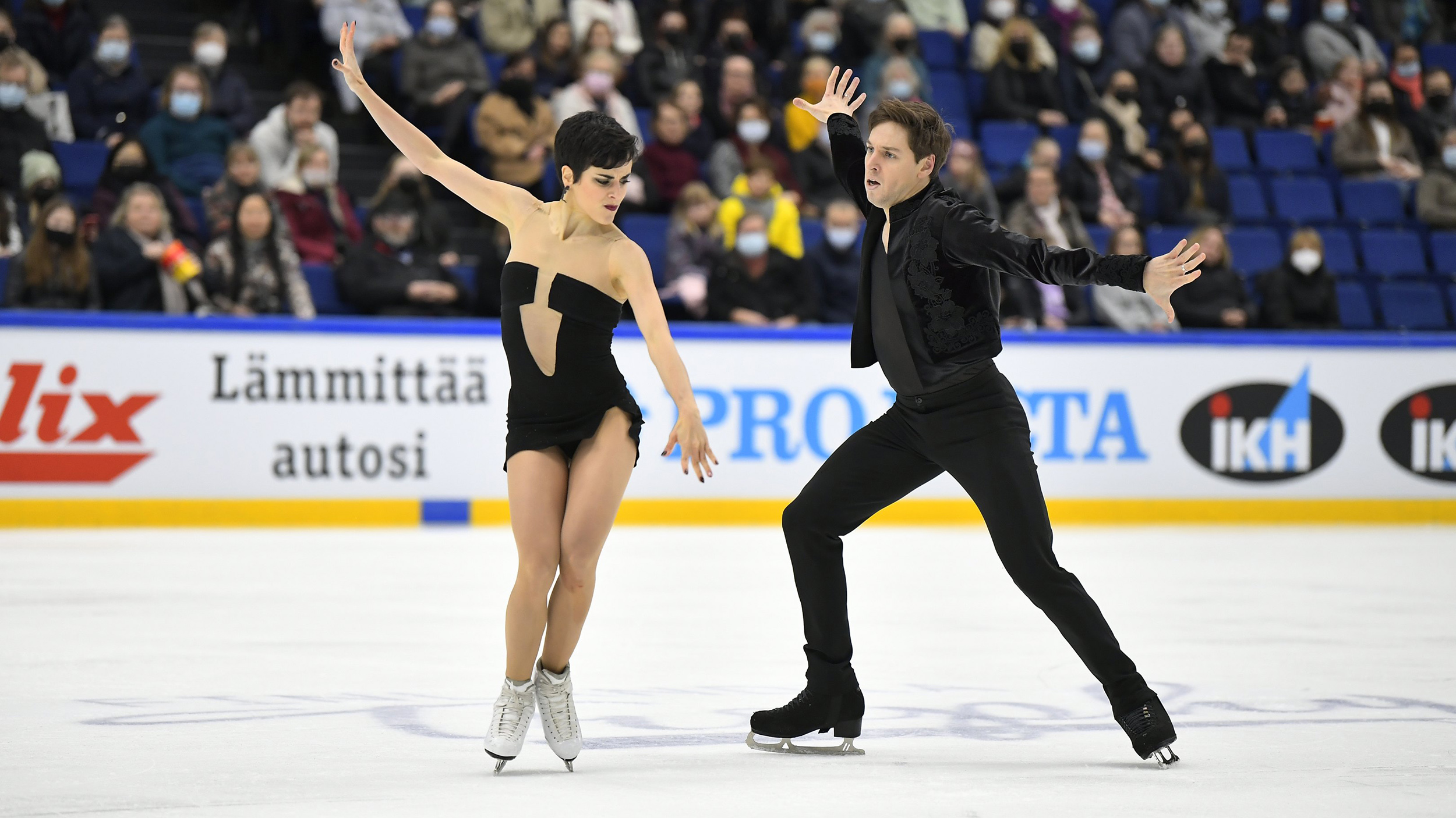 Sara Hurtado, Sara Hurtado & Kirill Jalyavin terminan el NHK Trophy en 4ª posición, Real Federación Española Deportes de Hielo