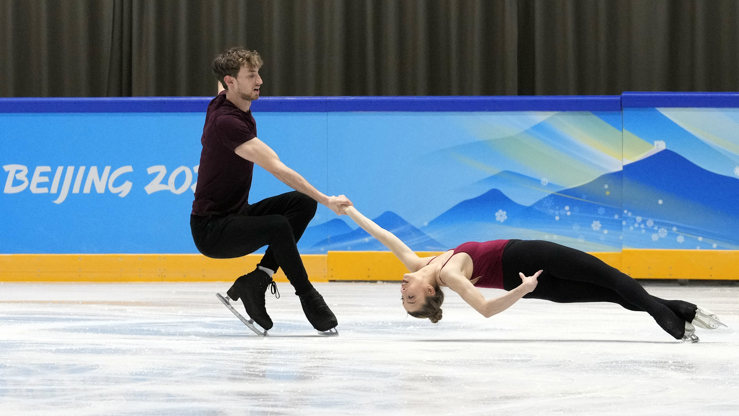 Laura Barquero, Laura Barquero & Marco Zandr&oacute;n, listos para un ilusionante debut ol&iacute;mpico, Real Federaci&oacute;n Espa&ntilde;ola Deportes de Hielo