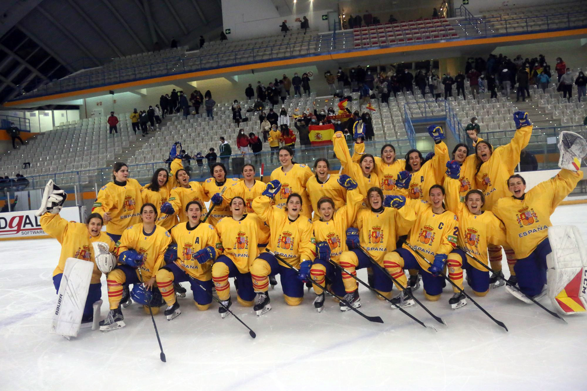 , España presenta candidatura al oro con una emocionante victoria ante Letonia (0-1), Real Federación Española Deportes de Hielo