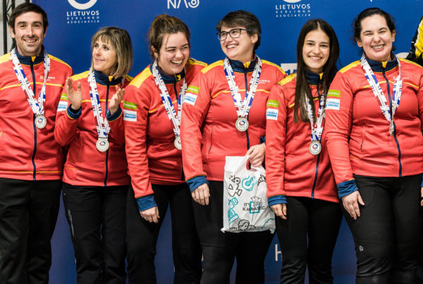 , España logra la plata y el ascenso a División B del Campeonato de Europa femenino, Real Federación Española Deportes de Hielo