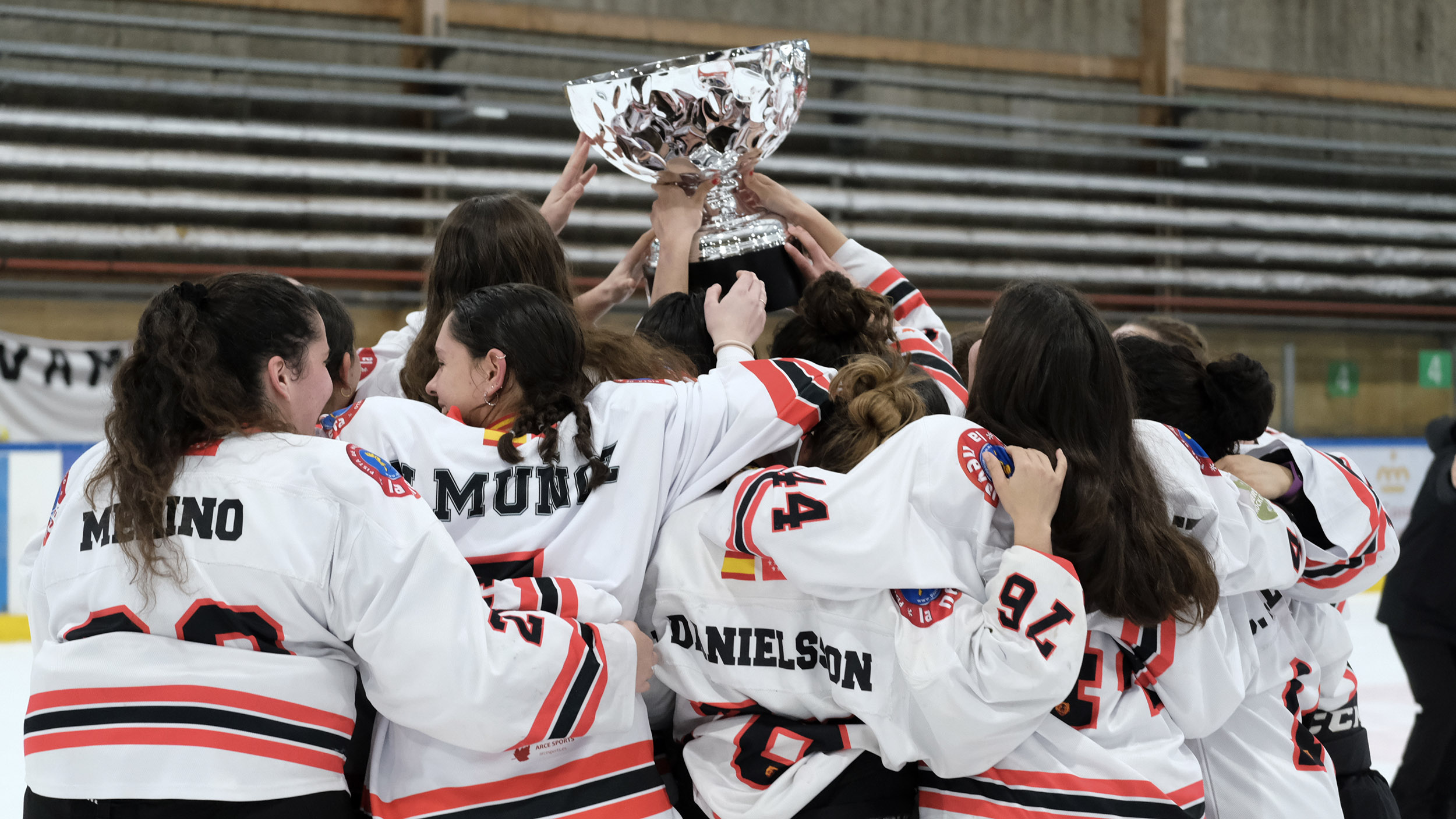 , El SH Majadahonda recupera el trono de la Copa de SM la Reina – Iberdrola, Real Federación Española Deportes de Hielo