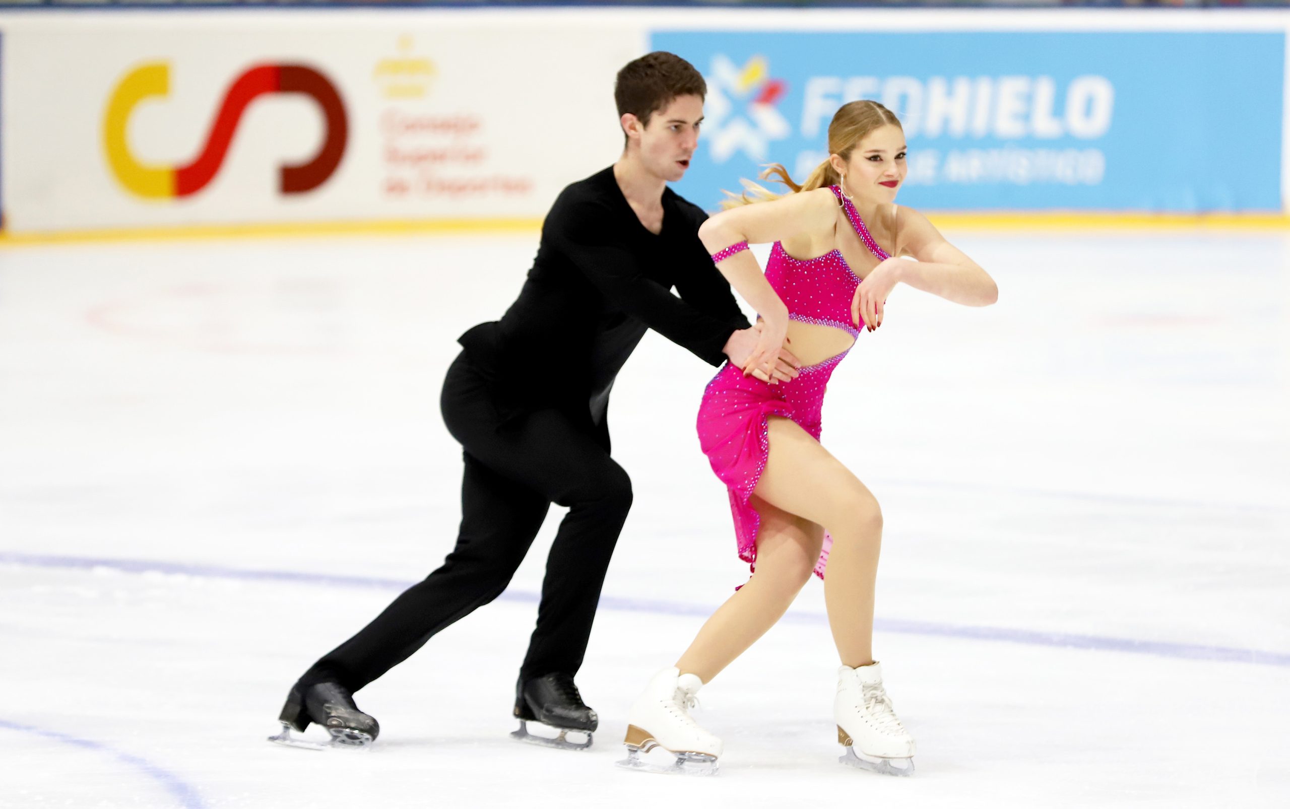 , Sofía Val &#038; Asaf Kazimov completan un positivo debut en el Mundial absoluto, Real Federación Española Deportes de Hielo