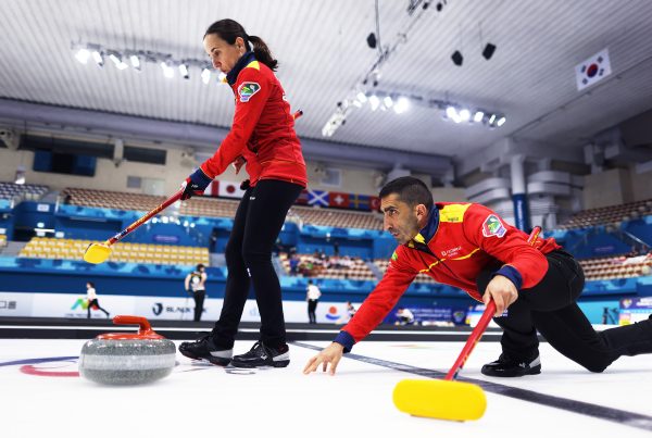 , Gran resultado para Oihane Otaegi & Mikel Unanue en el Mundial de Dobles Mixtos 2023, Real Federación Española Deportes de Hielo