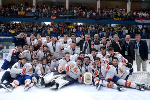 , El hockey hielo se viste de oro: España asciende a la División I doce años después, Real Federación Española Deportes de Hielo