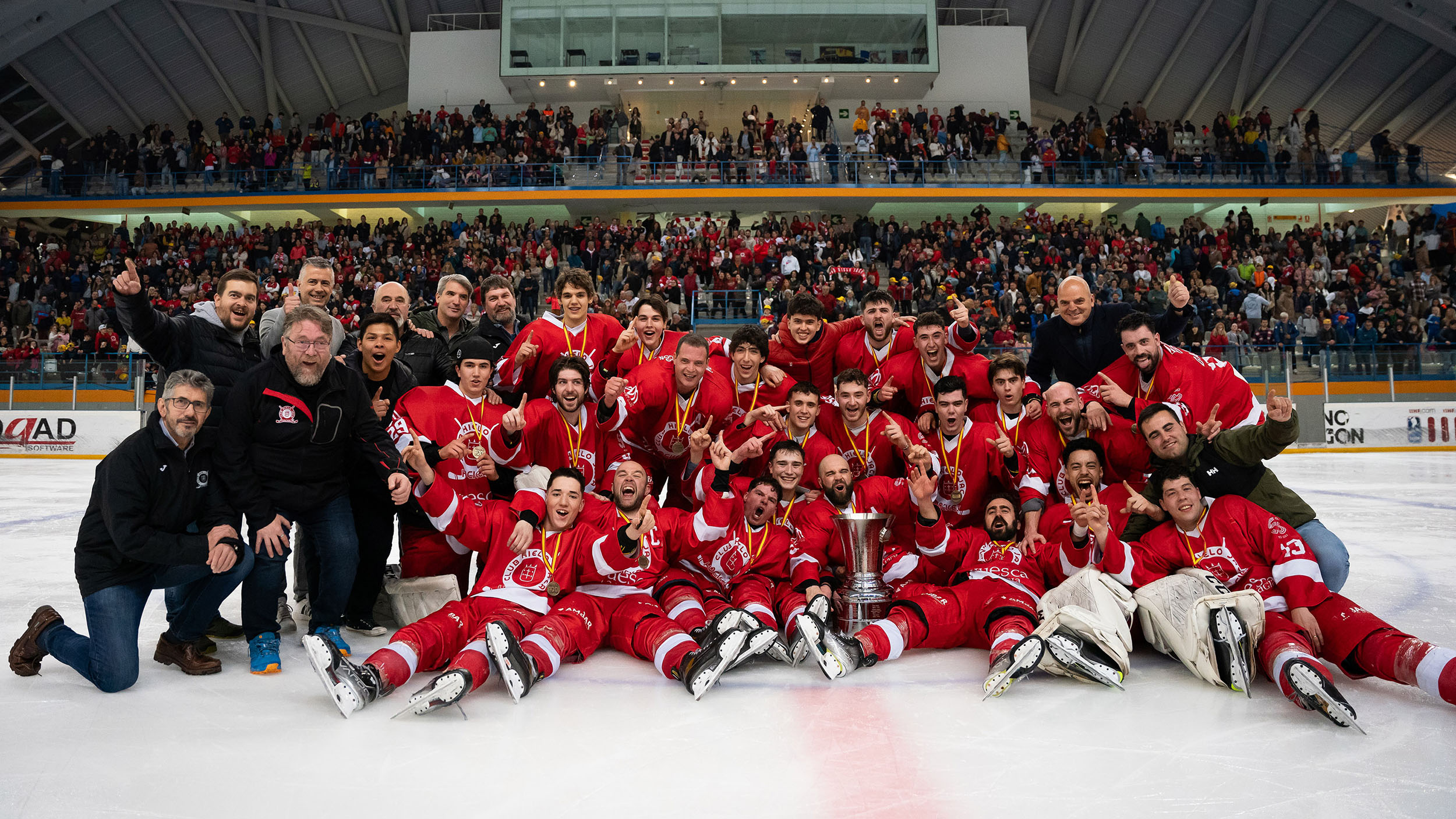 , El CH Jaca remonta y logra su 15º título de la LNHH Loterías, Real Federación Española Deportes de Hielo