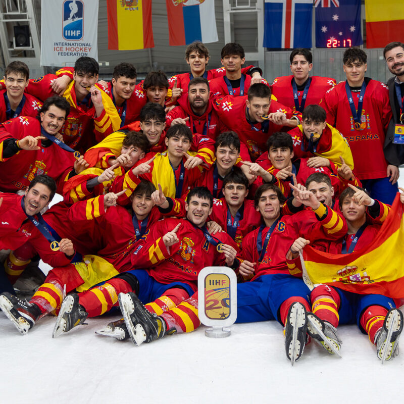 hockey hielo, España U20 logra el oro en Belgrado y regresa a la División II Grupo A, Real Federación Española Deportes de Hielo