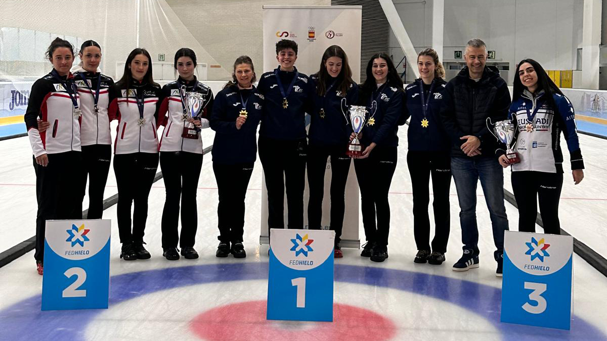 , Jacetania CC &#8211; Jacetania 2000 logra su primer oro nacional, Real Federación Española Deportes de Hielo