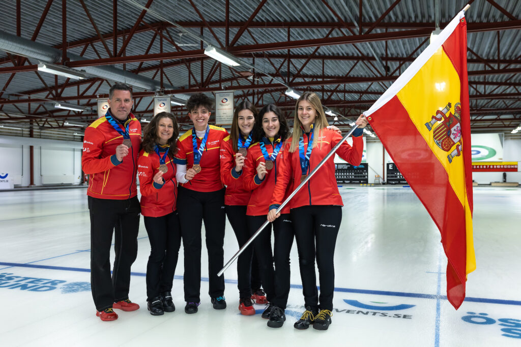 , España termina en 20ª posición el Mundial de Dobles Mixtos 2025, Real Federación Española Deportes de Hielo