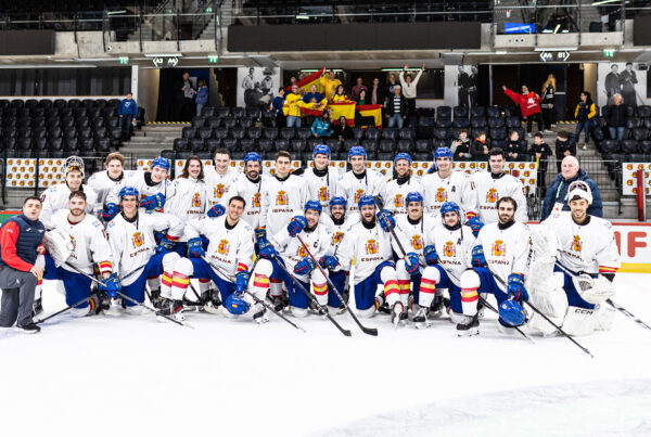 LNHH, La selección masculina de España pone la guinda a un 2025 para el recuerdo del hockey hielo nacional, Real Federación Española Deportes de Hielo