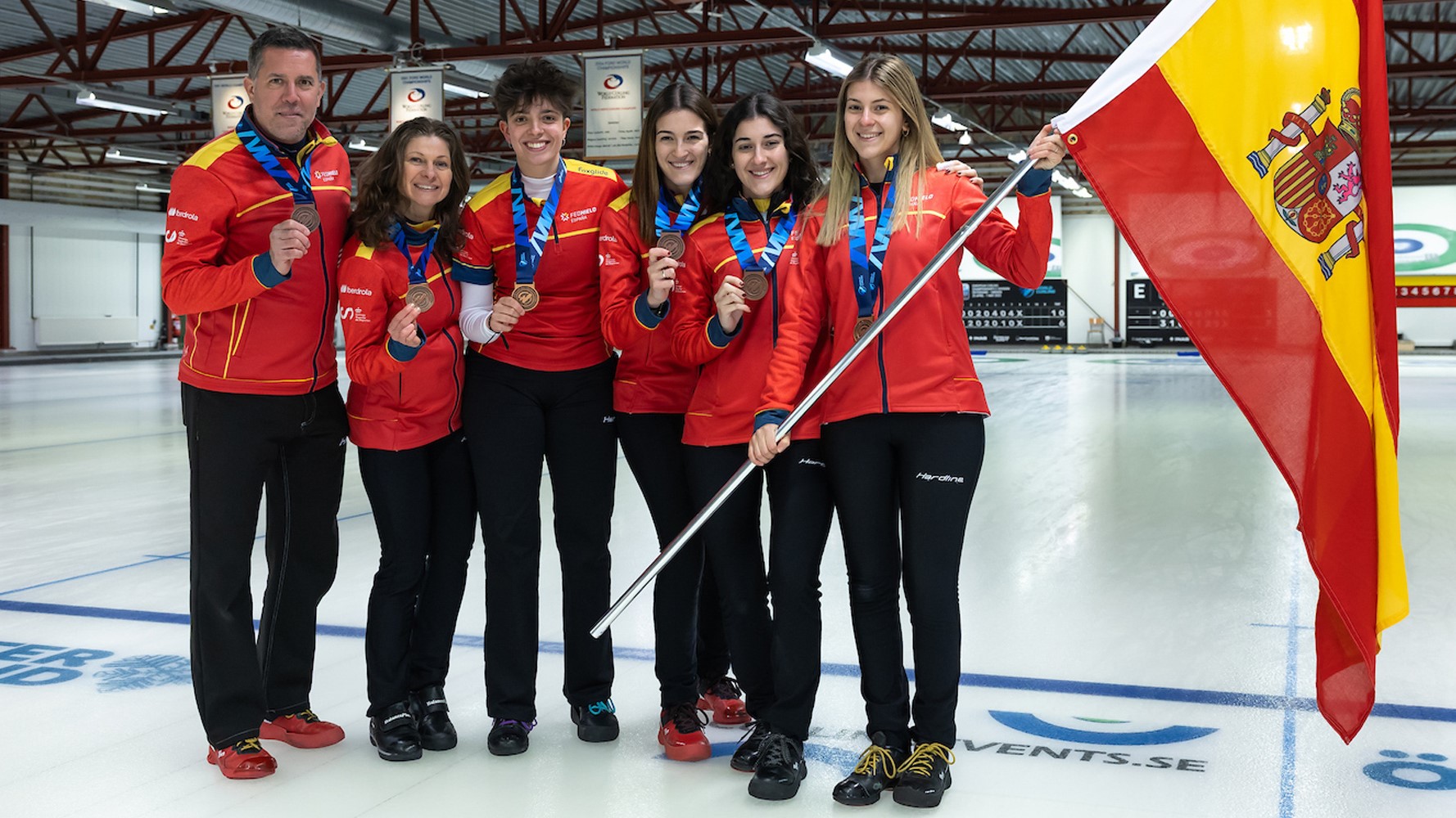 , España consigue la medalla de bronce en el Europeo-C femenino, Real Federación Española Deportes de Hielo