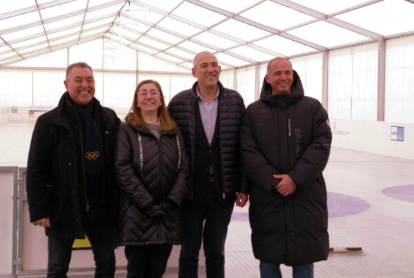 , La segunda edición de ice4city León se pone en marcha con un emocionante fin de semana de curling, Real Federación Española Deportes de Hielo