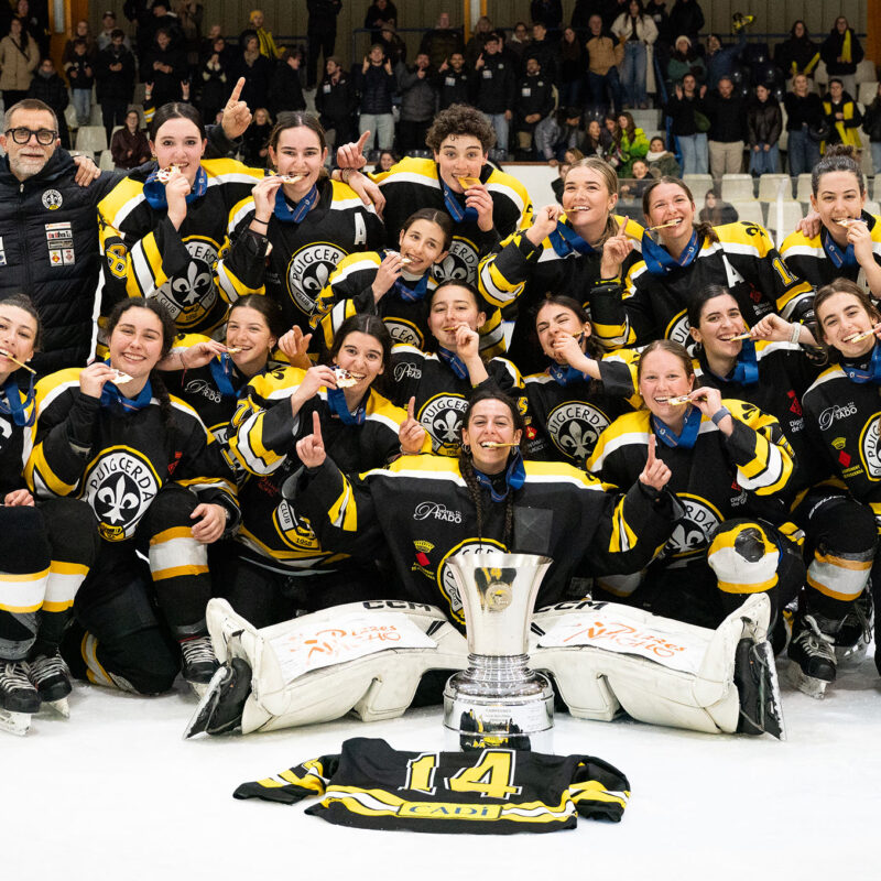 FEDHIELO, El CG Puigcerdà conquista la primera Liga Iberdrola de Hockey Hielo de su historia, Real Federación Española Deportes de Hielo
