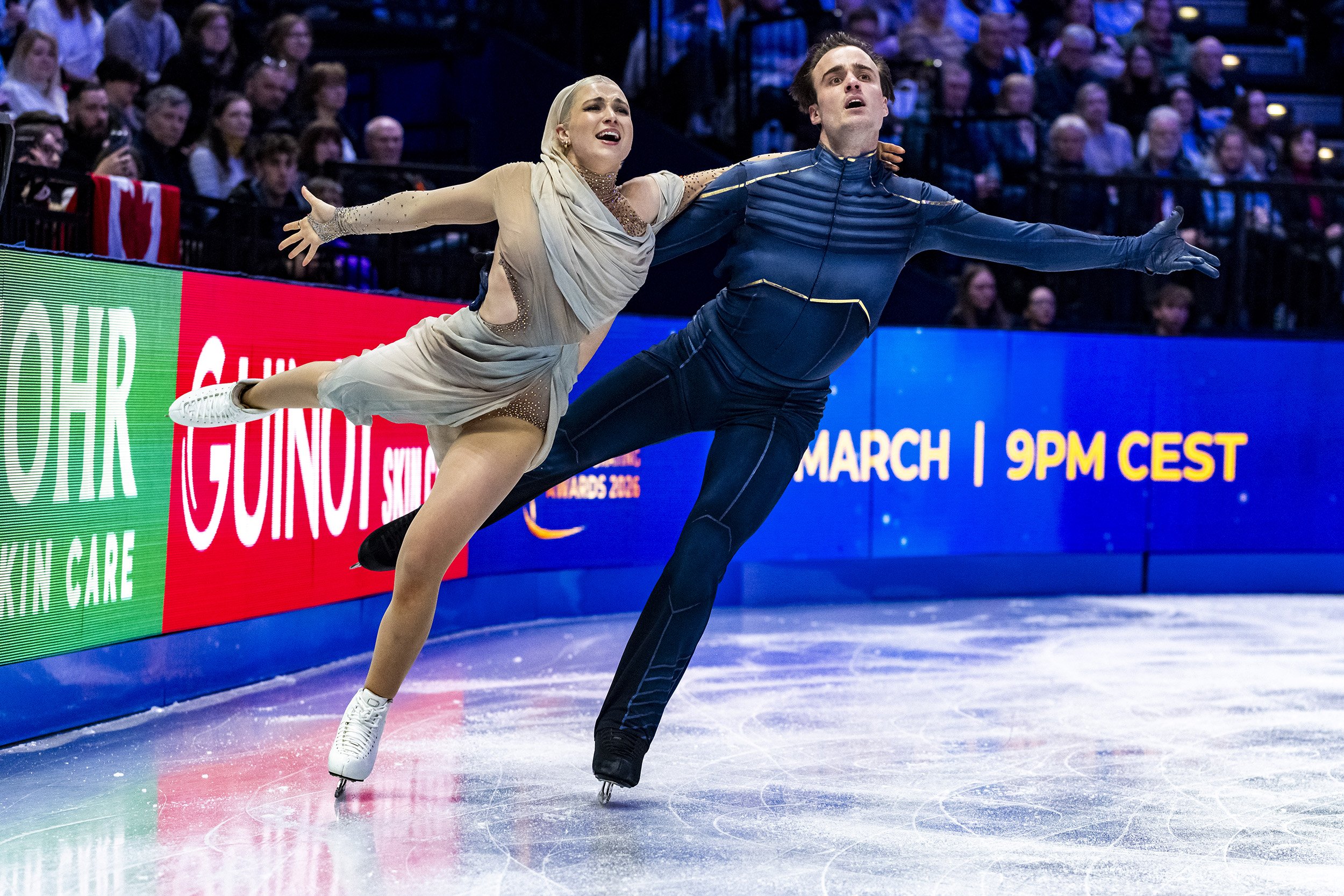 , Top 5 de r&eacute;cord para Olivia Smart & Tim Dieck en el Mundial de Praga, Real Federaci&oacute;n Espa&ntilde;ola Deportes de Hielo