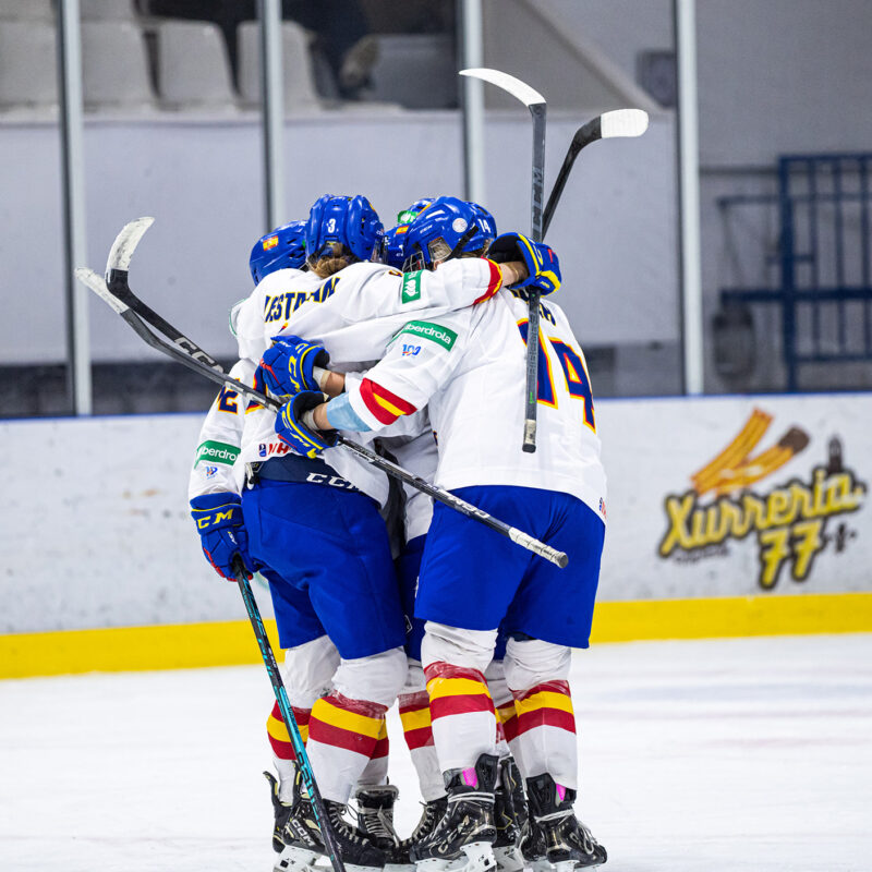 FEDHIELO, Esfuerzo sin recompensa para España ante Kazajistán (2-3), Real Federación Española Deportes de Hielo
