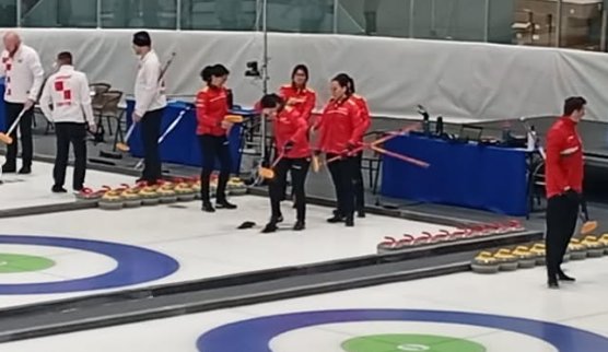 , Buen papel de España en el clasificatorio femenino para el Mundial-B, Real Federación Española Deportes de Hielo