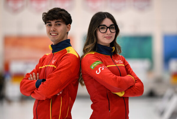 , 14ª posición para España en el Mundial Junior de Dobles Mixtos 2026, Real Federación Española Deportes de Hielo