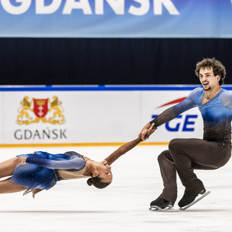 FEDHIELO, Anita Mapelli y Noah Quesada hacen historia con el oro en el Junior Grand Prix de Gdansk, Real Federación Española Deportes de Hielo